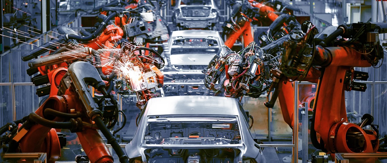 Somi OSB'de otomotiv üretim hattında robot kaynak istasyonları
