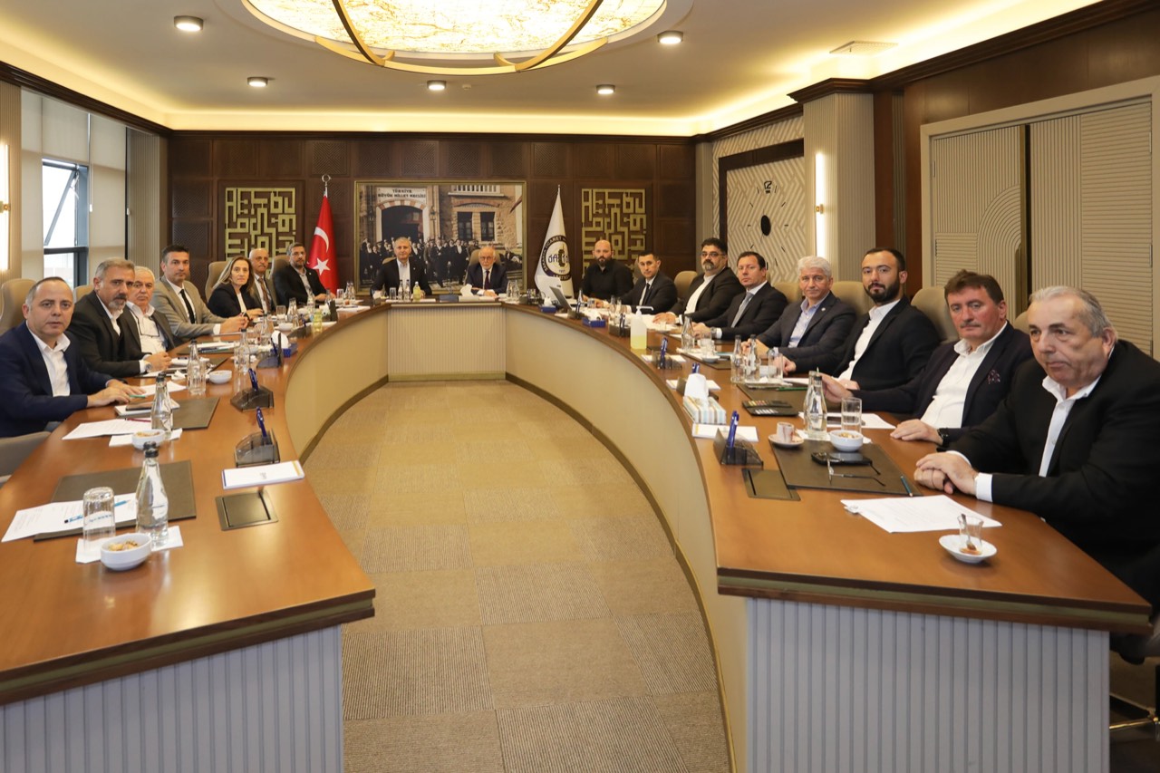 Somi OSB kurul üyelerinin katıldığı bir toplantı